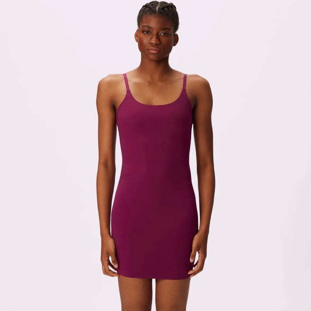 Parade Smoothing Slip‎ Dress Medium Magenta Seamless Stretch Bodycon Slip NWOT
